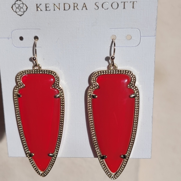Kendra Scott Translucent Red Arrowhead Skylar Earrings Gold Red Earrings - Picture 4 of 13